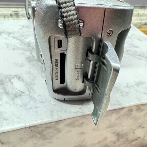 Kodak EasyShare Z740 5.0MP 10x Zoom Silver Digital Camera - TESTED WORKING - Picture 13 of 13